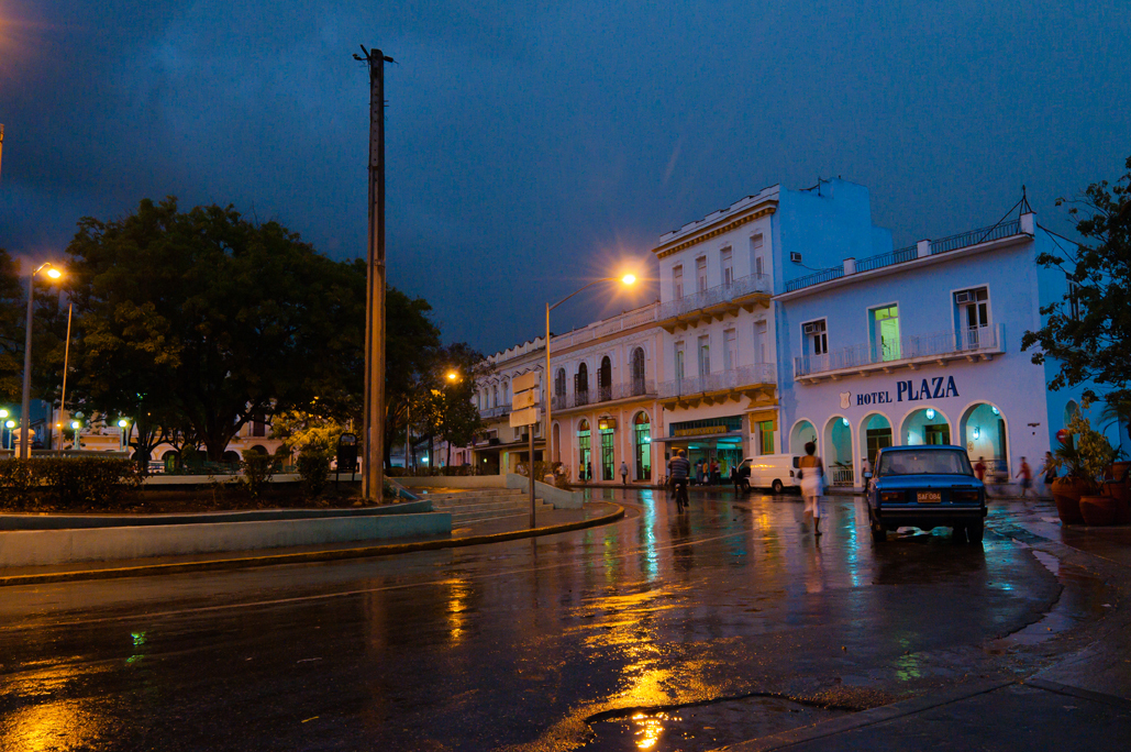 Solidarity Rock Group Show