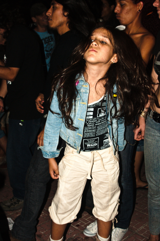 Solidarity Rock Group Show