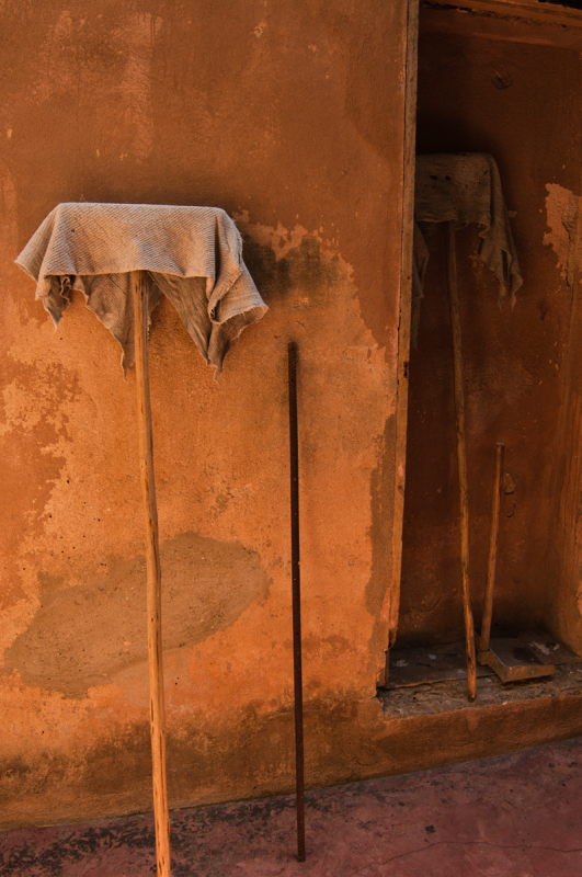 Solidarity Rock Group Show