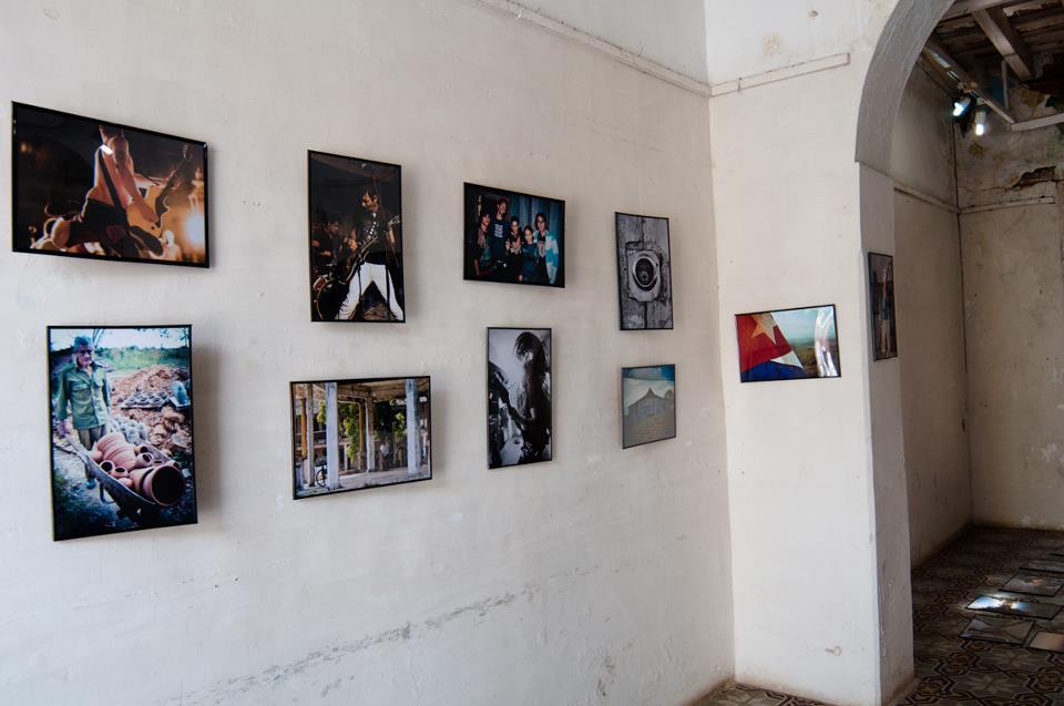 Solidarity Rock Group Show