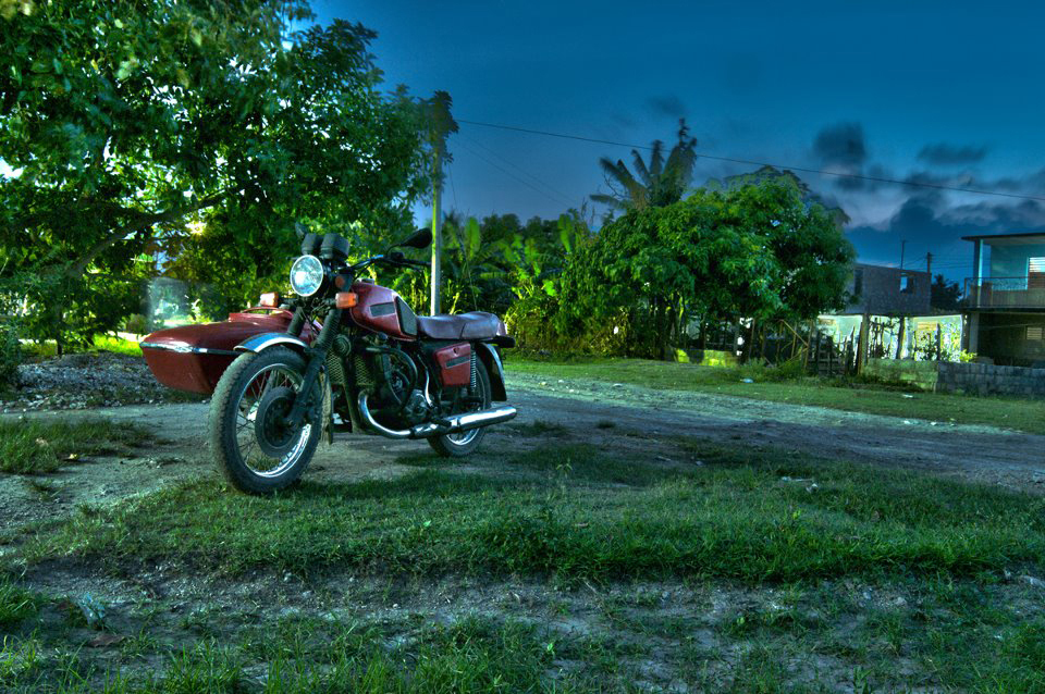 Solidarity Rock Group Show